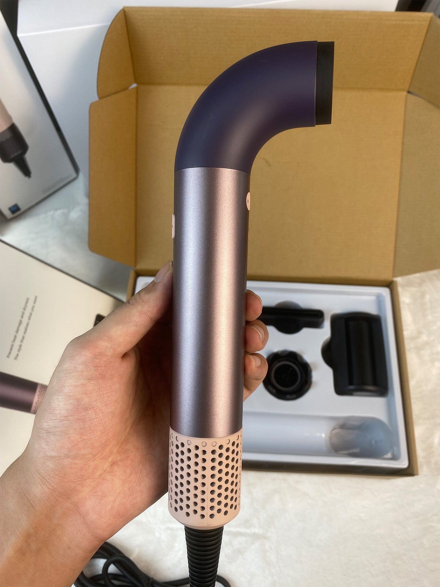 Ergonomic L-Shaped Styling Dryer – Lightweight, Powerful & Easy-Control Design