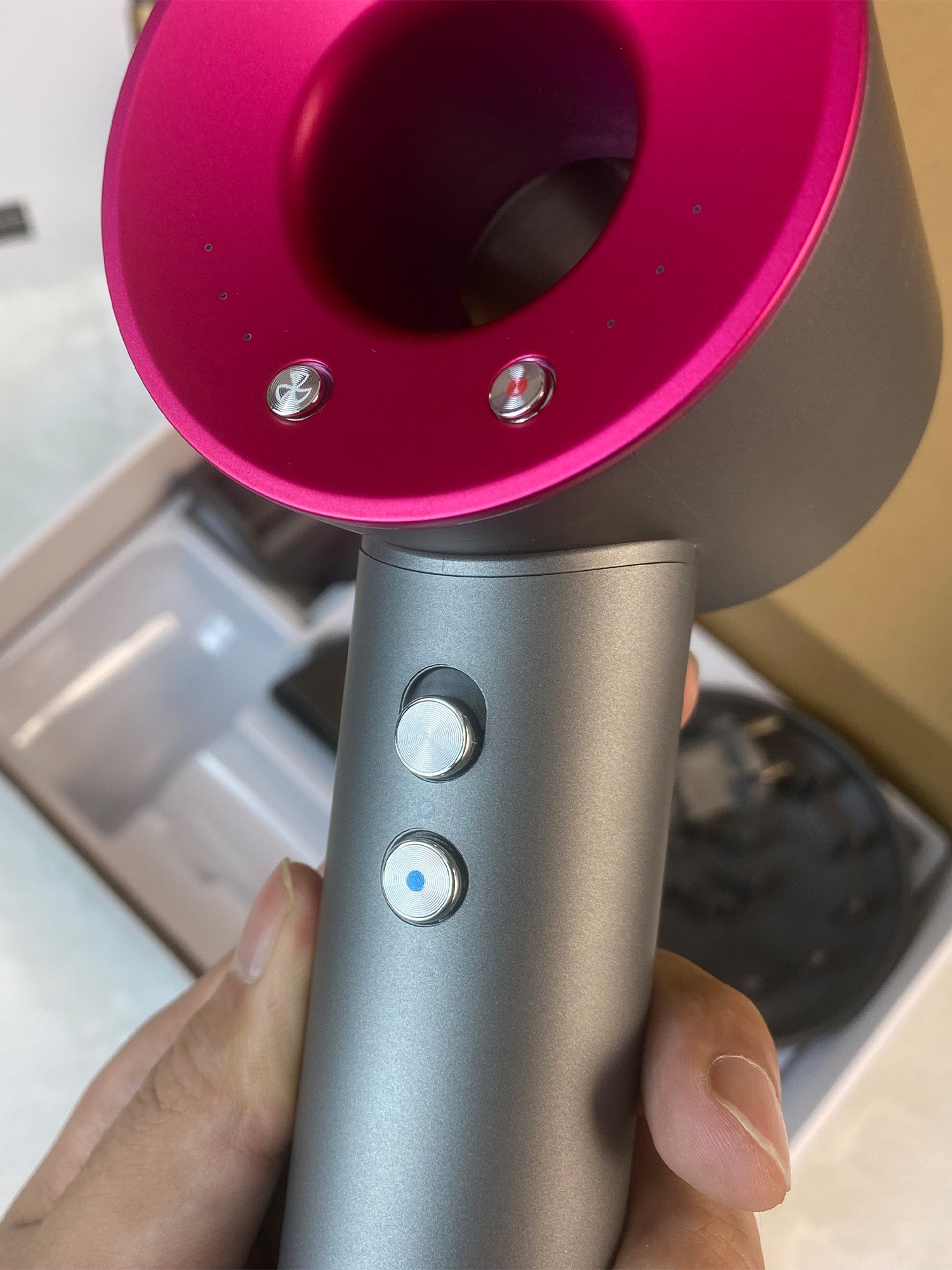 High-Speed Ionic Hair Dryer – Salon-Grade Brushless Motor, Fast Dry & Anti-Frizz